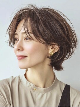 ハーツ(Heart's) 大人ショート　白髪ぼかし　脱白髪染め　白髪染め　40代50代60代