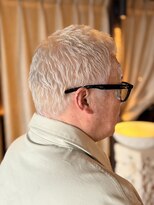 アンツ サザンリゾート 茅ヶ崎店(ANT'S Southern Resort)&nbsp;30代40代50代　ホワイトブロンド　スパイキーショート　金髪