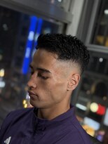メグロバーバーショップロッポンギ 目黒六(MEGURO BARBER SHOP 6PPONGI) サイドパート / side part