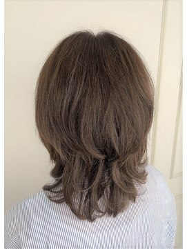 シェノン(Chainon) ミディアムレイヤー[水戸/髪質改善/ヘッドスパ]