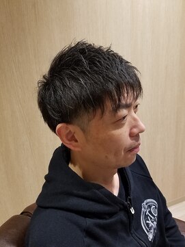 ライール ザ バーバー(Lair the barber) さわやかメンズツーブロックでビジネスもカジュアルも大活躍
