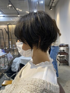 ロロネー 梅田(Lolonois) 【Lolonois梅田】2022トレンドショート