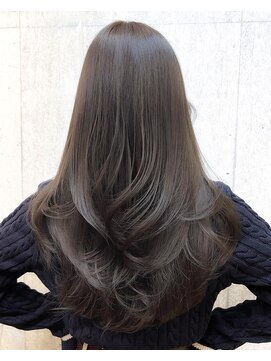 サイン 渋谷(SIGN) ザクザクレイヤーカット巻き方簡単ミディアムロング韓国表参道