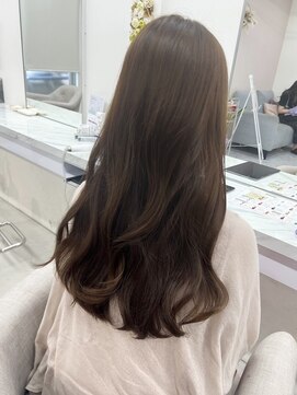 エレラビューティー(ELERA beauty) 艶髪まろブラウン/大人レイヤー