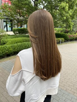 エイト 難波店(EIGHT namba) 【ほんのりオリーブベージュ】