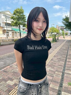 イン(in.) レイヤーウルフ/顔まわり/黒髪