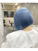 ライトブルー
