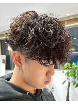 AI TOKYO+Sea MEN'S横浜 MEN'Sパーマ/MEN'Sカット【アイトーキョープラスシーメンズ】 横浜/ツイストスパイラルパーマ/ツイストパーマ/シャドウパーマ