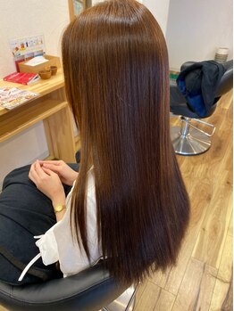 ヘアードクター アソウ(Hair dr 麻生)の写真/骨格に合わせたカットで、扱いやすく再現性の高いスタイルに◎お客様の髪質やクセもしっかり見極めます。