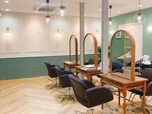 オーブ ヘアー ウル 北名古屋店(AUBE HAIR uru)の雰囲気（開放感の店内で、くつろぎの時間をお過ごしください。※イメージ）