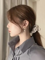 ユニ 表参道(uni)&nbsp;結んでも横顔が綺麗な顔まわり