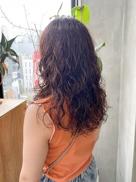 テトヘアー(teto hair) スパイラルパーマ　くるくるパーマ　ウルフパーマ　ロングパーマ