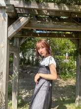 イヴバイニューヨークニューヨーク(Ib by NYNY) 顔周りレイヤーで軽やかなスタイル