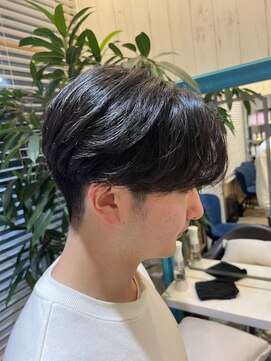 フィッティ 横須賀中央店(fiti) ニュアンスパーマ アッシュブラック刈り上げマッシュ