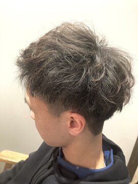 ミリ 調布店(Mili) 2ブロックパーマスタイル【高橋】