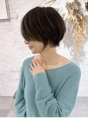 前髪長め丸みショート