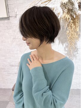 コル(col oodori) 前髪長め丸みショート