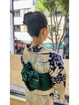 ヒデ美容室 スッキリお団子ヘアアレンジ