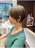 小顔ショートボブハイライトカラー大人ショートカット白髪ぼかし