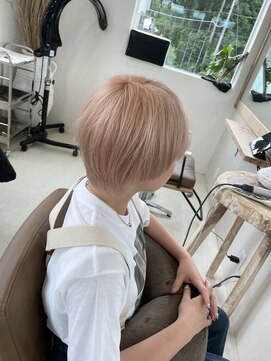 アルーナビューティデザイン ホワイトオレンジ