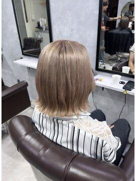 グラッジ 池袋(GLADGE) グレージュ