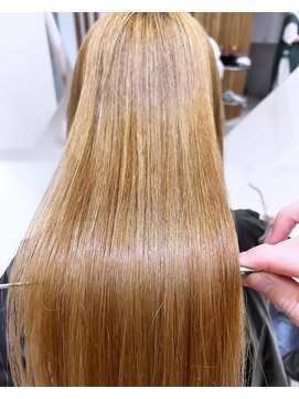 ビセ(VISE) ブリーチ毛への縮毛矯正