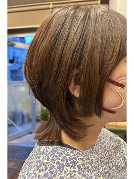 カーザ(CASA) 頭の形を綺麗に見せるネオウルフ