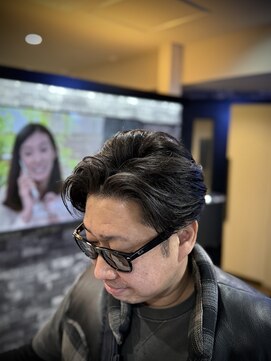 プラウド(PROUD) 七三オールバック　ニュアンスパーマ　ビジネス　かき上げヘア