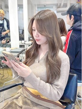 リラ バイ ミラ 新宿(LILA by MILA) ブリーチダブルカラー/ホワイトグレージュ/ミルクティーベージュ