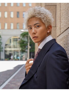 ゴールドシブヤ(GOALD SHIBUYA) 成人式ハイトーンスパイキーショート