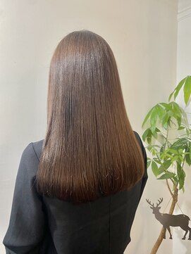 ヘアーアンドメイクアップモパ ストレートヘア