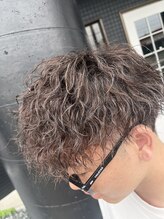 【メンズ特化スタイリスト在籍】男性の"なりたい"を徹底追求！