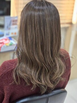 クレア 相武台(CREA) 30代白髪ぼかしカラー【相武台/ハイライト/髪質改善】