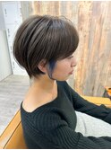 ケアブリーチ／丸みショート/くびれショート/イヤリングカラー