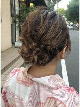デコヘアー キートス(DECO HAIR kiitos) 編み込みのシニヨンアレンジ
