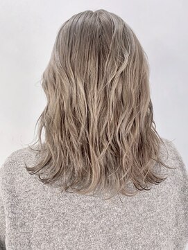 アルバム 新宿(ALBUM SHINJUKU) オリーブベージュカラー_毛先パーマことりベージュ_ba264231