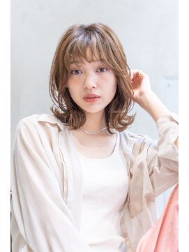シエナ 渋谷(Siena) Siena   ライトベージュ×大人鎖骨ミディ 渋谷