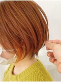ショートボブ大人かわいいダブルカラーブリーチオレンジカラー