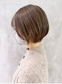 ショートボブ_カーキグレージュマッシュショート_ba318151