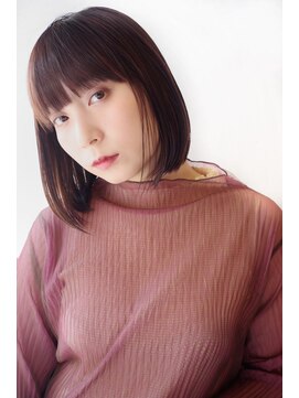 エールバイボヌール(Ere by Bonheur) ショコラベージュでモードな前下がりボブ