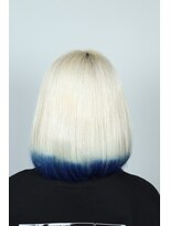 クリップ ジョイント ゴッド(CLIP JOINT GOD) ハイトーンブロンド裾カラーボブ