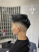 メリケンバーバーショップ フクオカ(MERICAN BARBERSHOP FUK)&nbsp;スキンフェードかきあげジェット