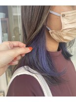 アメイジングヘアー 千歳店(AMAZING HAIR) ベリーブルー/イヤリングカラー/高発色/ブリーチ/鎖骨ミディ