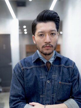 エフエム 明大前(FM) バーバー　ツーブロック/刈り上げ/ツイスパ/ビジネス/かきあげ