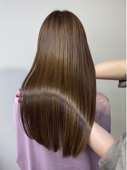 リラスール(LIRA soeur)の写真/〈髪質改善・ヘッドスパ・艶カラーの専門サロン〉一人一人の髪質やクセに合わせた施術で思い通りの艶髪へ♪