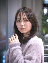 ビュートリアム 梅田(BEAUTRIUM)&nbsp;顔まわりレイヤー/内巻きレイヤー/韓国レイヤー/ミディアム/梅田