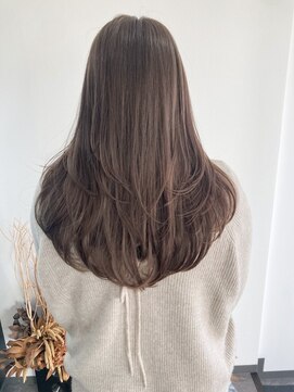 リリ バイ クローバー(lili by CLOVER) ニュアンスカラー/アッシュオリーブ/レイヤーロング