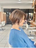 ショート　ショートボブ　白髪ぼかしハイライト　ベージュカラー