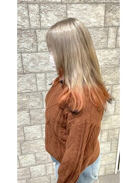 シェアサロンシエナ(share salon SCENA) 狐からー