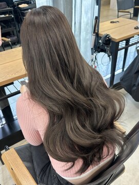 アリュウル 表参道(ALLURE) 明るめショコラベージュ×レイヤーカット　佐藤